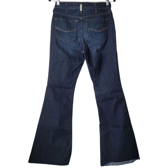 Ariat Real Jeans High Rise Ophelia Flare Fray Hem Size 28x32 - Picture 4 of 15